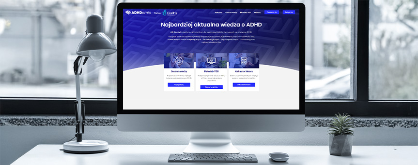 Strona główna portalu ADHDemia widoczna na ekranie komputera